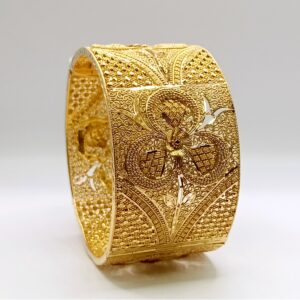 gold bangle