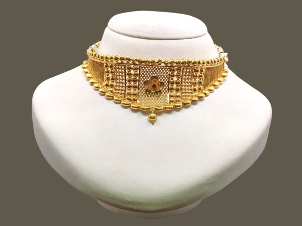 GOLD CHOKER NECKLACE