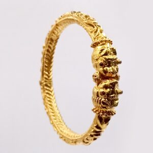 lion gold kada